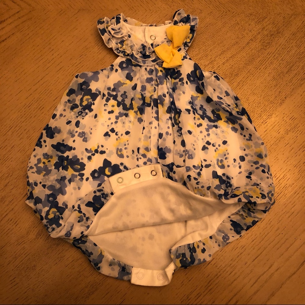 Baby Essentials - Picture 3 of 4